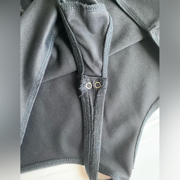 Abercrombie & Fitch Soft&Sexy Black Seamless Keyhole Long Sleeve Bodysuit sz M - Picture 6 of 7
